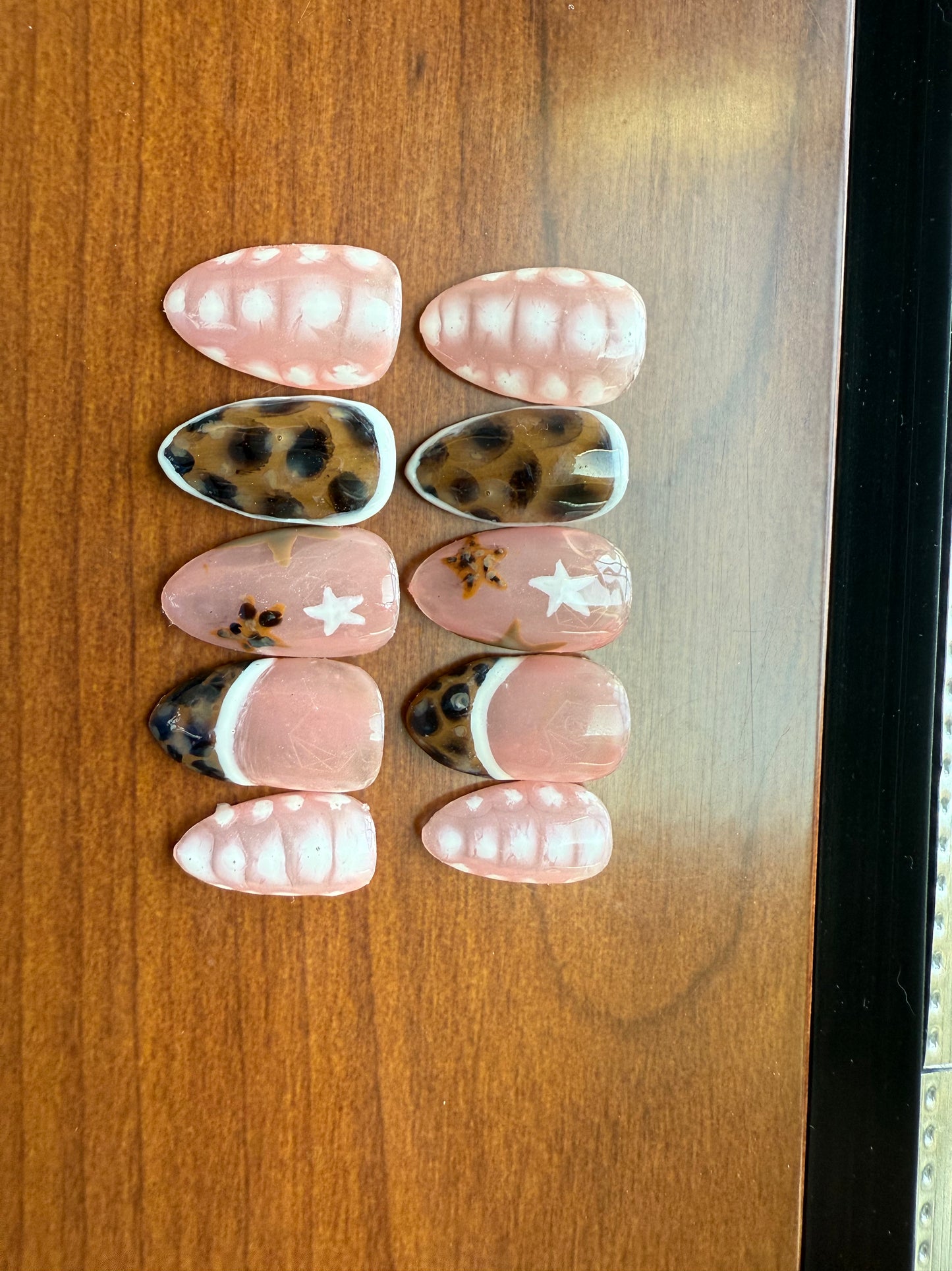 Cheetah Nails
