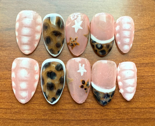 Cheetah Nails